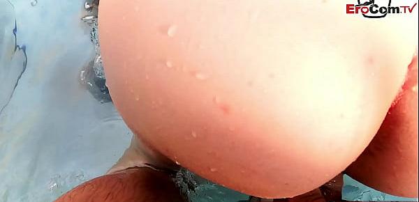 Deutsche amateur teen 18 jahre fickt im Wirlpool